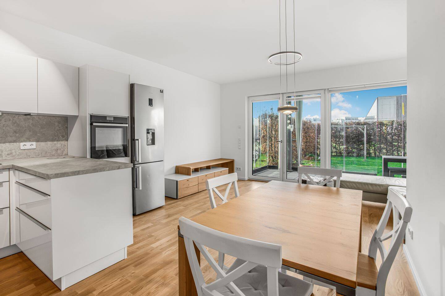 Moderne barrierefreie Wohnung mit Garten, Loggia & TG-Stellplatz in Frankfurt-Riedberg, 60438 Frankfurt am Main (Kalbach-Riedberg Niederursel)