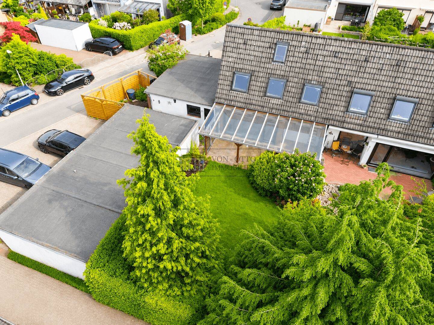 Wohlfühloase für die Familie: Geräumiges Reihenendhaus mit 5 Zimmern und grossem Aussenbereich, 28816 Stuhr