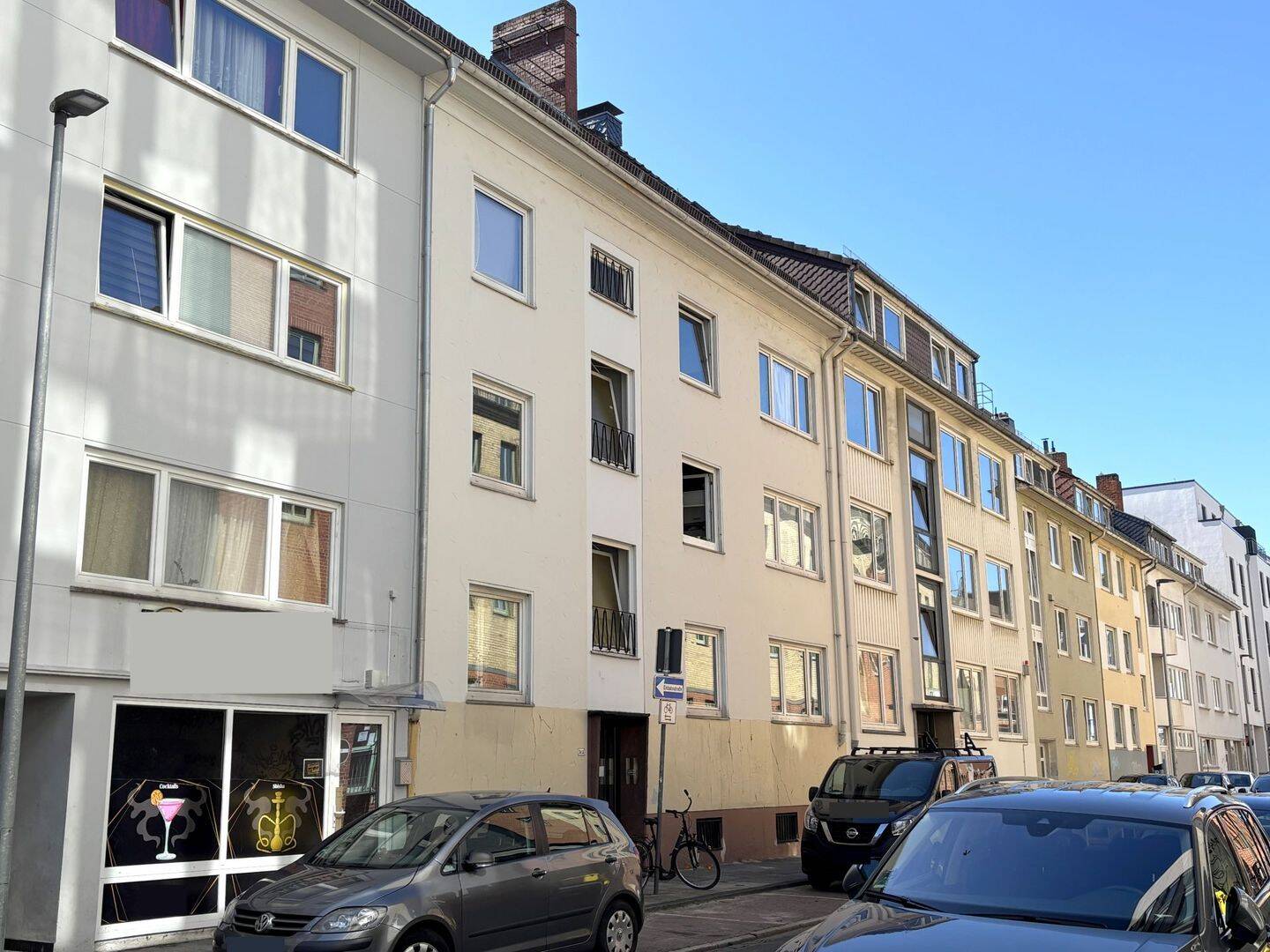Vermietete 2-Zimmer-Wohnung im Hochparterre mit Balkon in zentraler Lage von Bremen, 28195 Bremen (Altstadt Bahnhofsvorstadt)