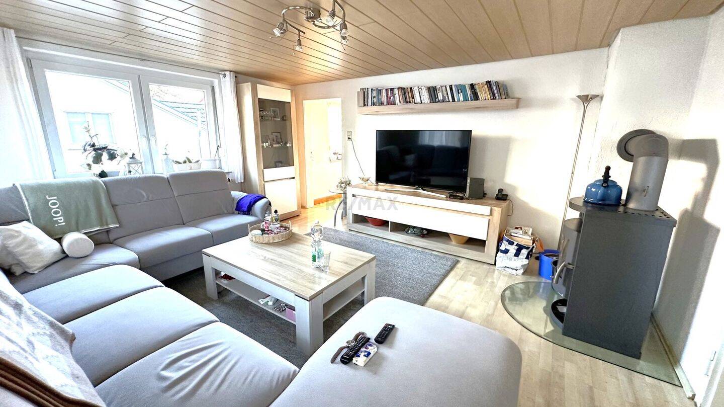 Haus statt Wohnung: Perfekt für kleine Familien oder zwei Generationen – zentral in Bad Boll, 73087 Bad Boll