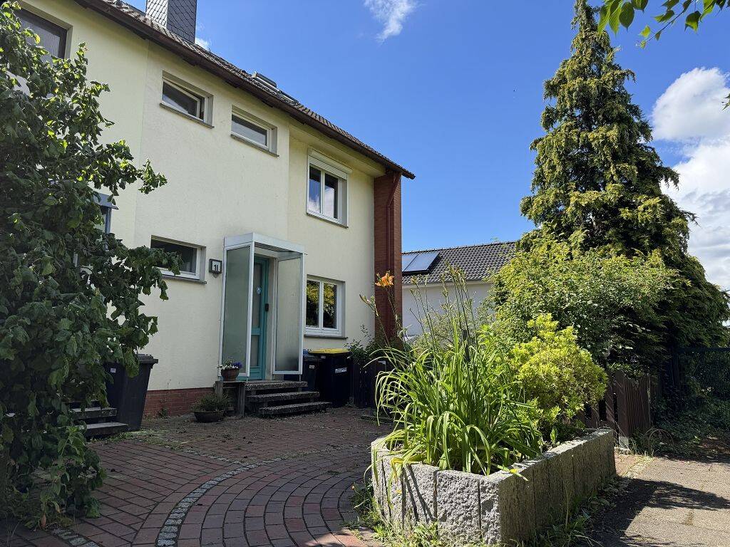 +++ großzügiges 6-Zimmer-Endreihenhaus mit Vollkeller, 2 Bädern und Garage +++, 21629 Neu Wulmstorf