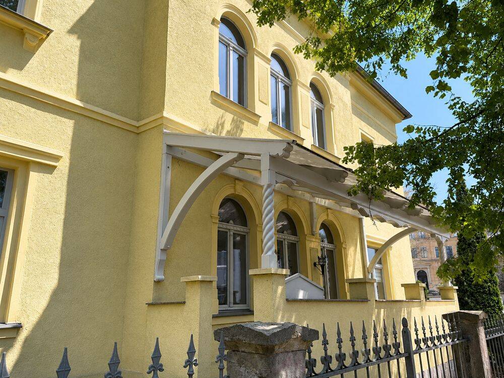 Oschatz: Eine Villa, mehr als nur Büro oder Praxis. Ihr neues Domizil, ein Denkmal für Ihren Erfolg., 4758 Cavertitz