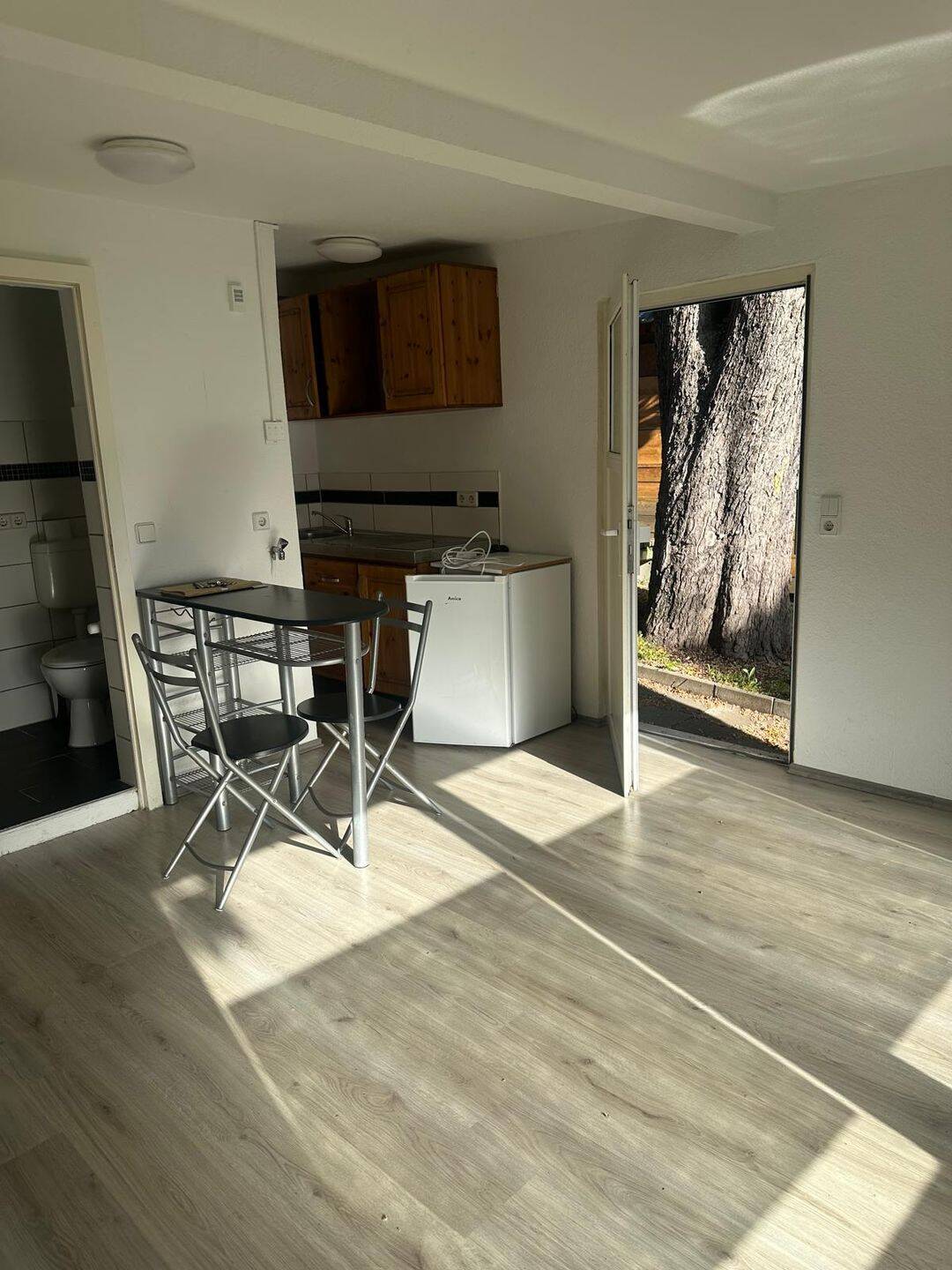 1-Zimmerapartment mit EBK und grauen Laminat / App. 5, 99089 Erfurt (Altstadt Andreasvorstadt Berliner Platz Ilversgehofen Rieth)