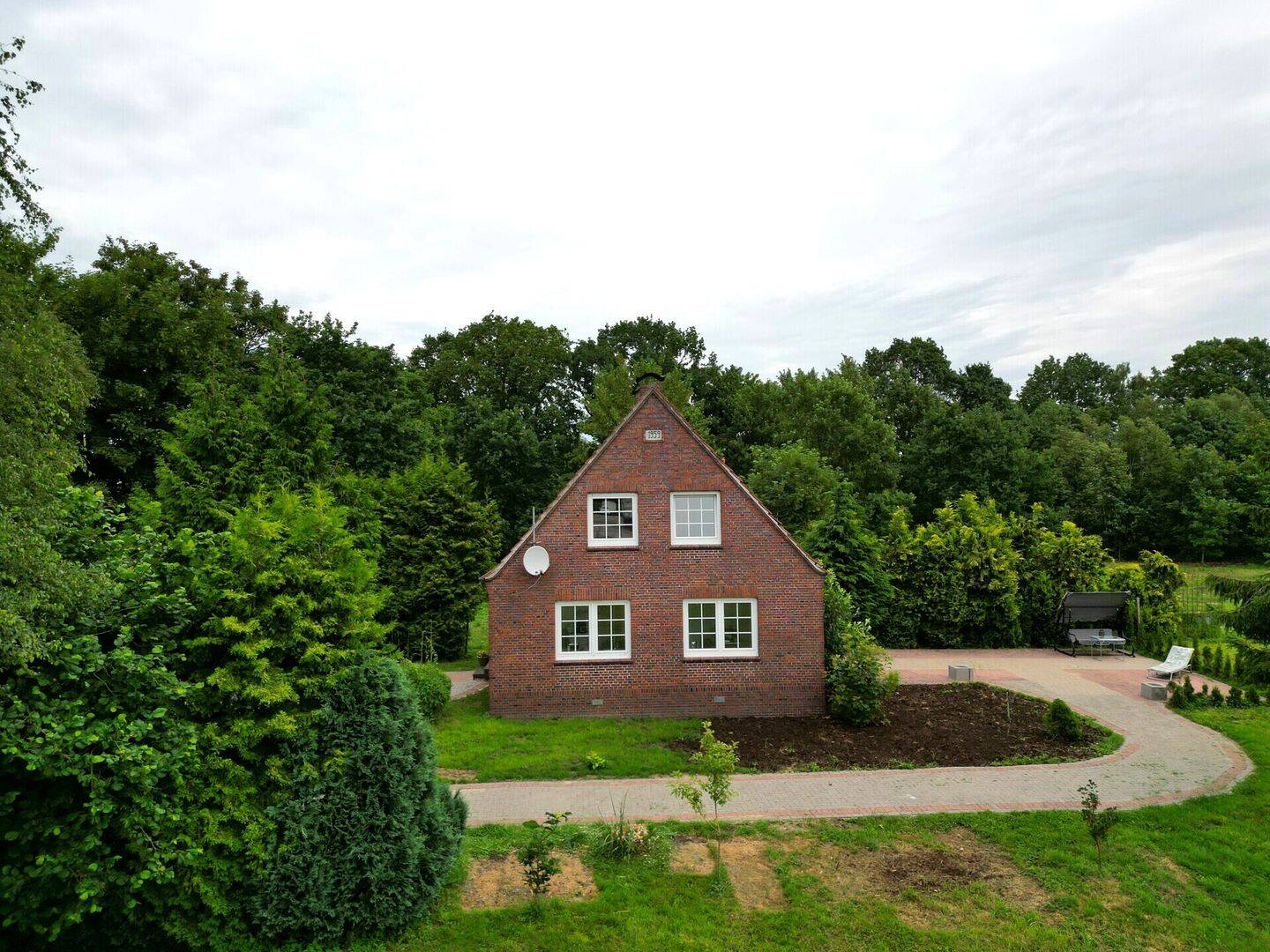 Einfamilienhaus auf großzügigem Grundstück, 26639 Wiesmoor