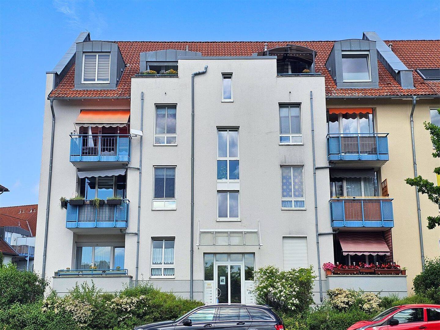 Hennigsdorf – Gut vermietete 3 Zi-Wohnung mit Süd-West-Loggia und Tiefgaragenstellplatz, 16761 Hennigsdorf