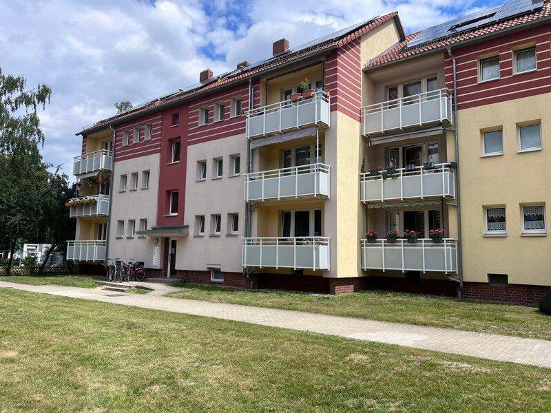 Schöne Erdgeschosswohnung mit modernem Wannenbad, 30655 Hannover