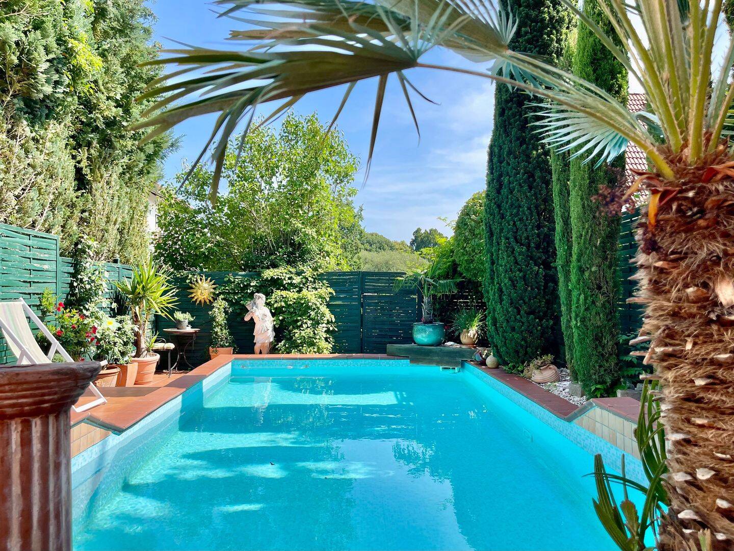 Ihr kühles Zuhause für heiße Sommertage! Reihenhaus mit Pool, Klimaanlage und Wellnessbereich, 90547 Stein