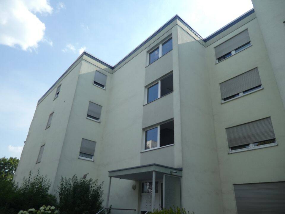 Großzügiger Wohnbereich mit Einbauküche und Balkon in zentraler Lage von Bad Nauheim!, 61231 Bad Nauheim