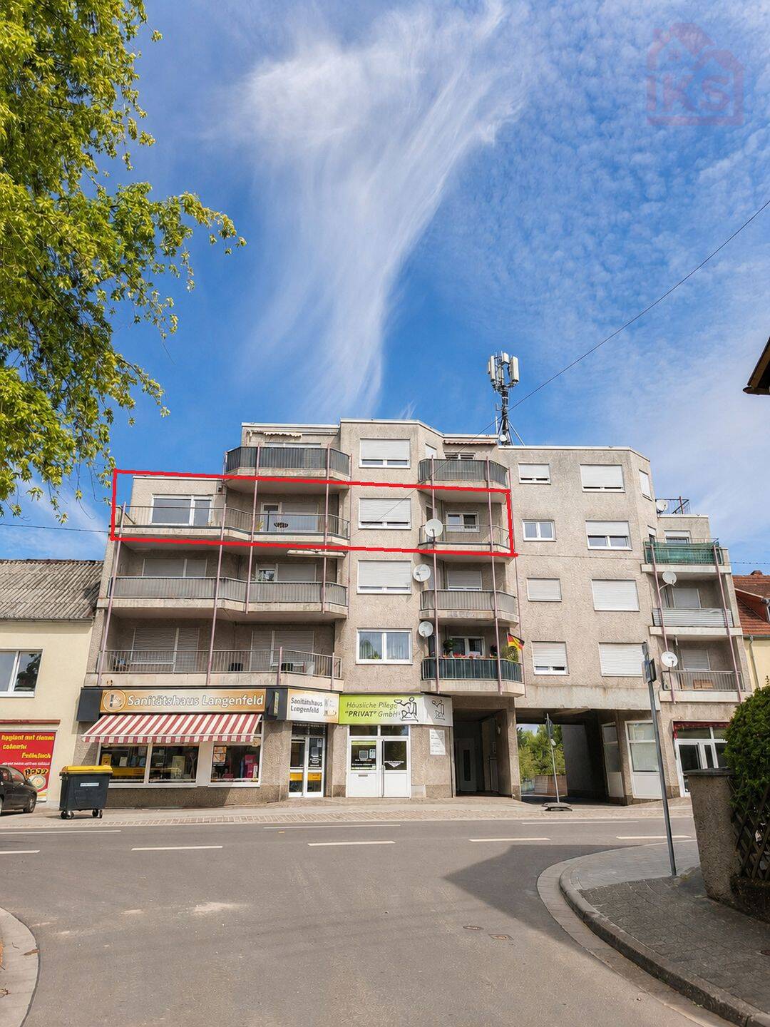 Helle Eigentumswohnung mit Balkon in zentraler Lage von Schwalbach, 66773 Schwalbach