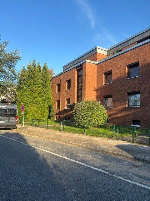 Dachgeschosswohnung 75m² + 16m² Terrasse + TG-Stellplatz, 22177 Hamburg (Wandsbek Bramfeld Steilshoop)