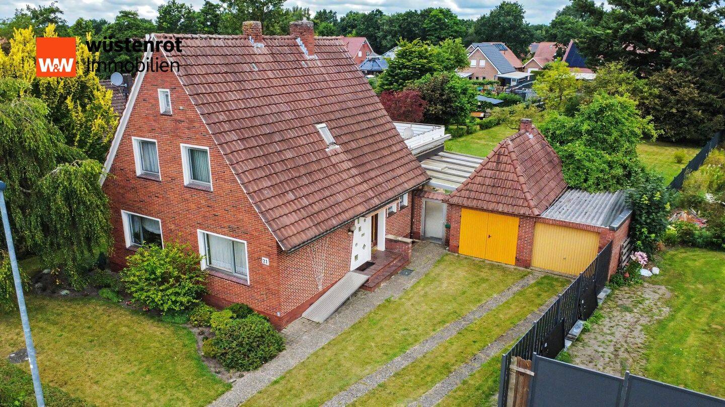 Großzügiges Einfamilienhaus mit Wintergarten und Dachterrasse!, 26810 Westoverledingen