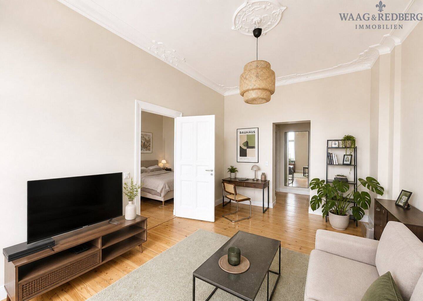 Zeitlose Eleganz: Charmanter Altbau mit Balkon und Flair, 13407 Berlin (Reinickendorf)