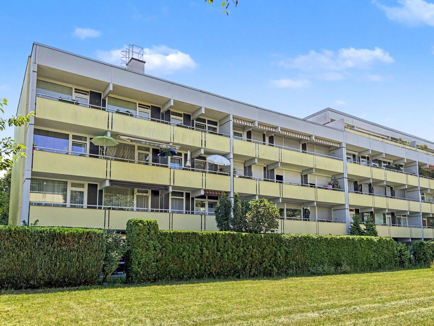 Sofort bezugsfrei! Charmante 3-Zimmer-Wohnung mit Balkon in Trudering, 81825 München (Berg am Laim Trudering-Riem)