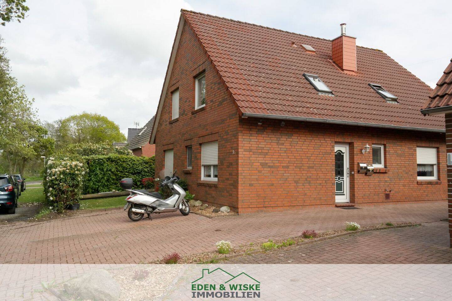 Vermietetes Zweifamilienhaus in Halbemond!, 26524 Halbemond