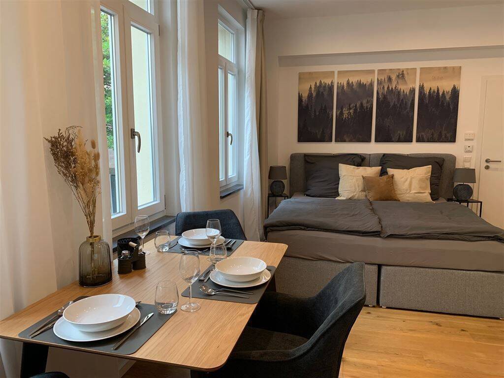 Stillvolle 1-Zi-Loftwohnung mit Terrasse und EBK in ruhiger Innenhoflage, 90766 Fürth (Eigenes Heim Hardhöhe Unterfarrnbach Weststadt)