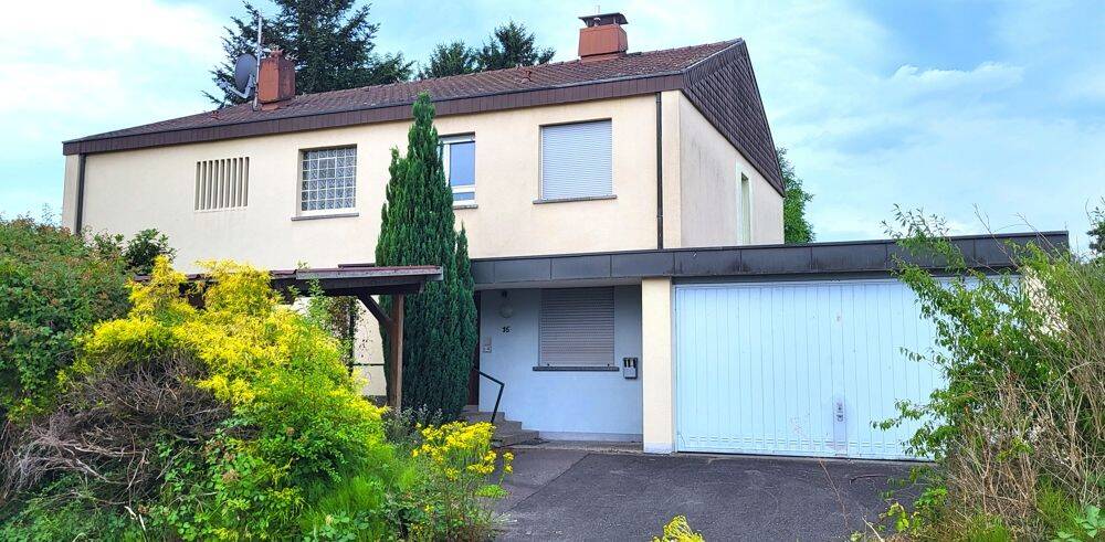 +++ AVERNET – GROSSES EINFAMILIENHAUS MIT EINLIEGERWOHNUNG IN NOLLINGEN +++, 79618 Rheinfelden (Baden)