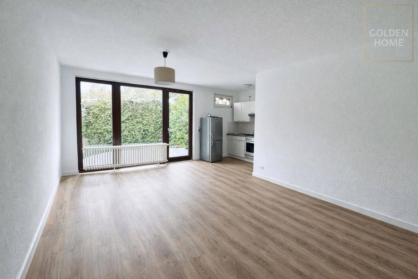 Charmantes Refugium mit Balkon, 21149 Hamburg (Harburg Hausbruch Neugraben-Fischbek)