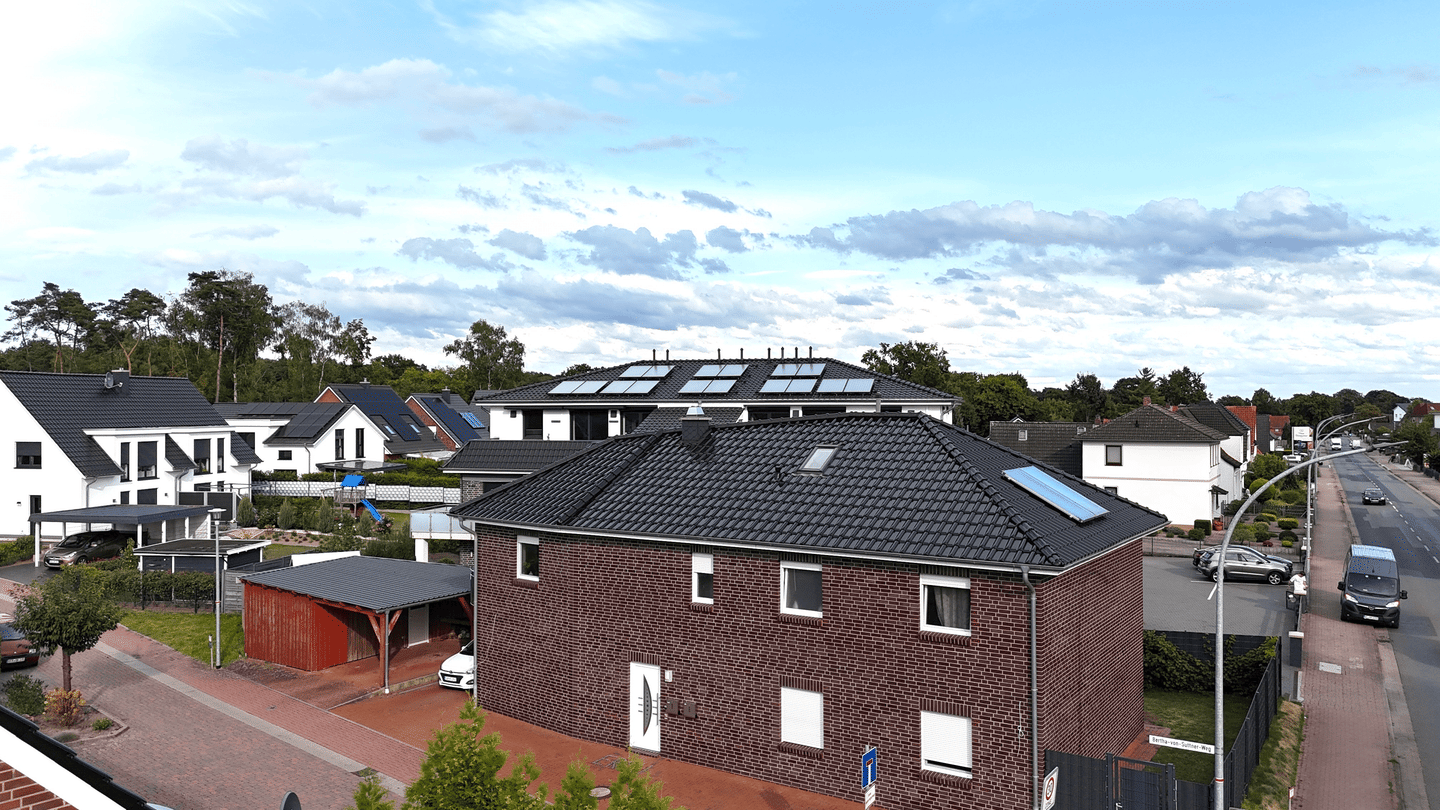 Einzigartiges Zweifamilienhaus in Top Lage in Achim !!, 28832 Achim