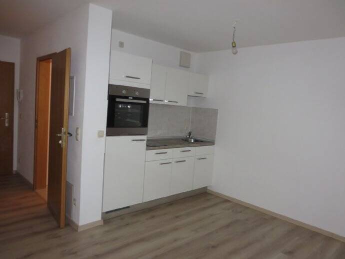 1-Zimmer Appartment am Bahnhof Mering, ideal für Pendler. Ab sofort verfügbar!, 86415 Mering