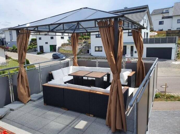 Exklusive 3,5-Zi-Wohnung mit großem Balkon, Einbauküche + Extras, 74676 Niedernhall