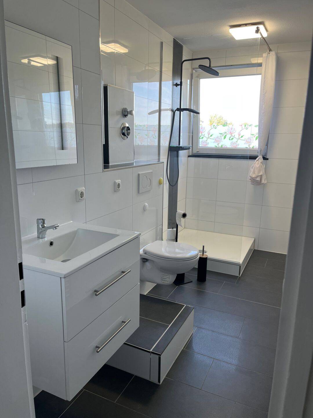 Helle 3 Zimmer Wohnung mit Balkon und Einbauküche in Davenstedt, 30455 Hannover