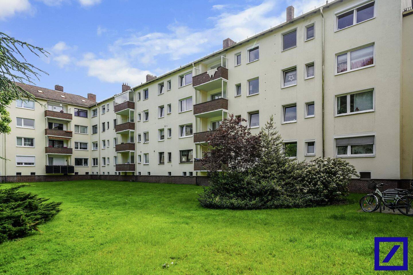 3-Zimmer-Wohnung mit Loggia in begehrter Lage der Bremer Neustadt, 28201 Bremen (Buntentor Gartenstadt Süd Huckelriede Neustadt Südervorstadt)