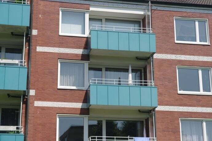 ruhige zentrale 2-Zi.-Whng. mit Balkon in Poppenbüttel, 22395 Hamburg (Wandsbek Bergstedt Poppenbüttel Sasel Wohldorf-Ohlstedt)
