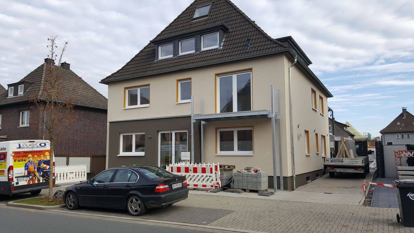 Moderne, sanierte DG-3 Z-Wohnung mit Balkon, 59063 Hamm (Berge Hamm-Mitte Lohauserholz Rhynern Westtünnen)