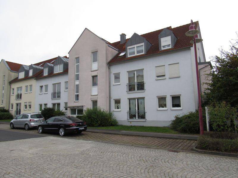 Voll möblierte 3 Zimmer Maisonette Wohnung in Niederwerrn, 97464 Niederwerrn