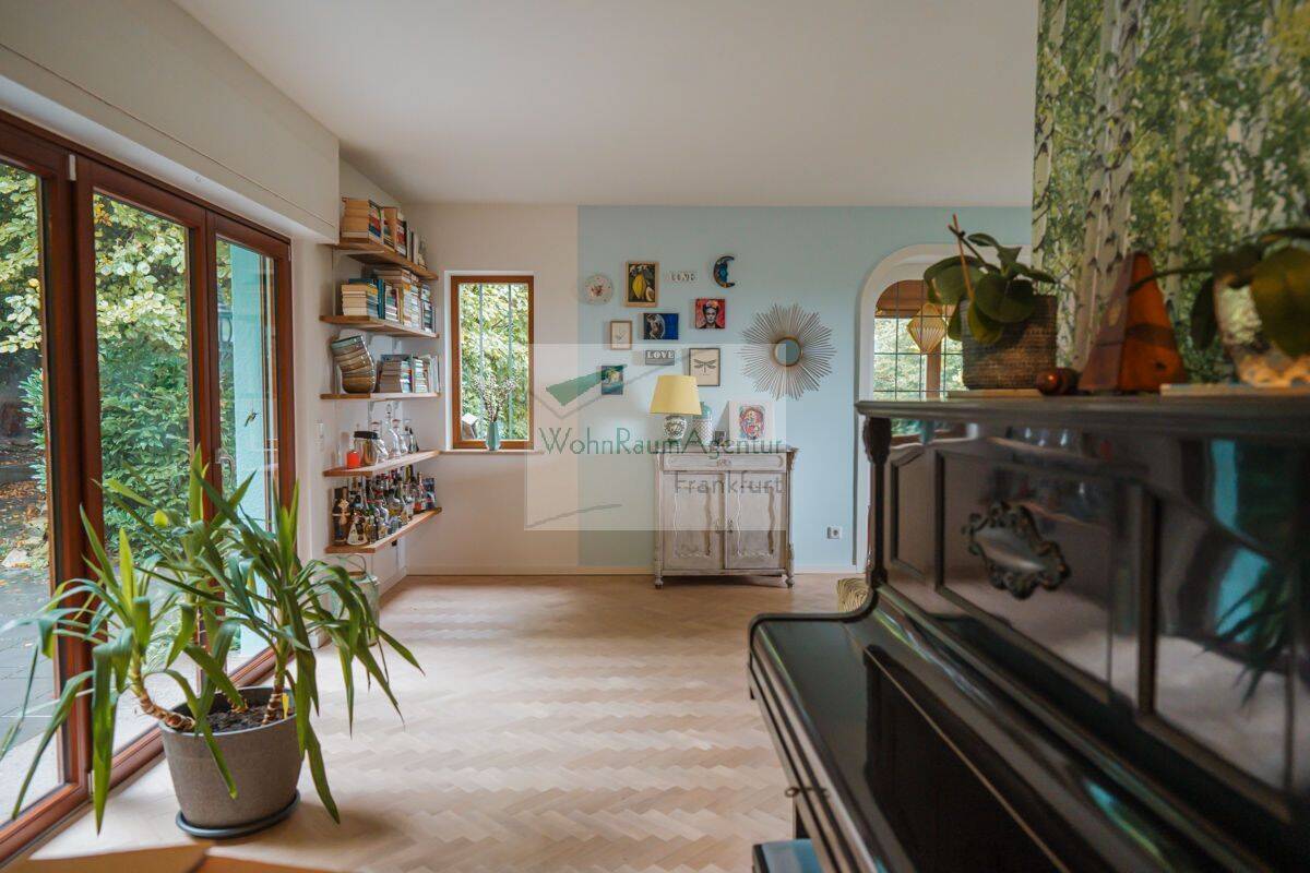 Haus möbliert in Schmitten/Taunus, 61389 Schmitten