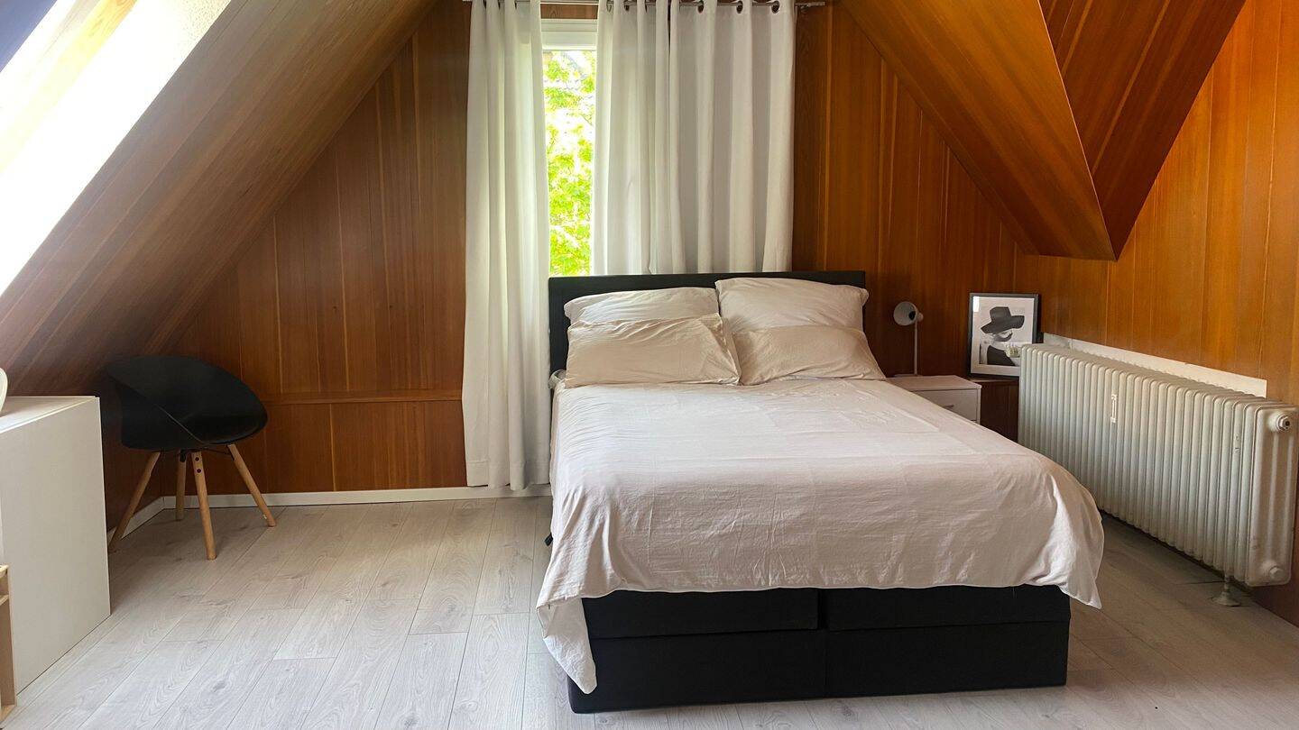 Helles 16m² Zimmer in zentraler Lage – Möbliert & Flexibel (6 bis 12Monaten), 78050 Villingen-Schwenningen