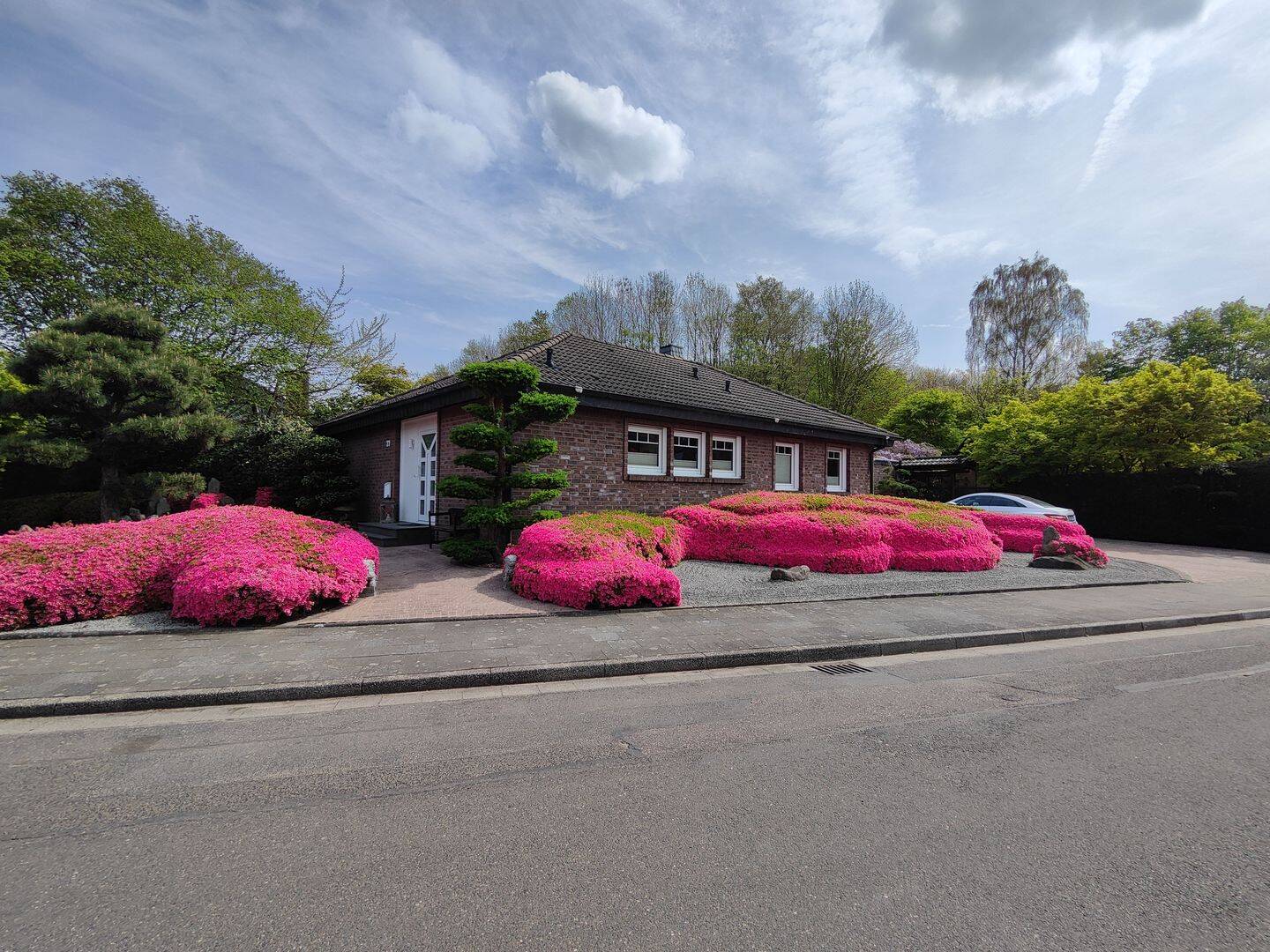 FREISTEHENDER BUNGALOW MIT EINZIGARTIGEM JAPANISCHEN GARTEN, 47929 Grefrath