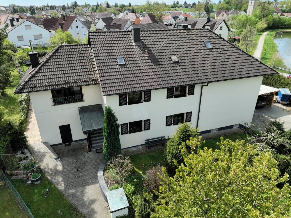 Etelskirchen einzigartiges saniertes Mehrfamilienhaus mit traumhaft geplegten Garten und Seeblick, 91315 Höchstadt a.d. Aisch