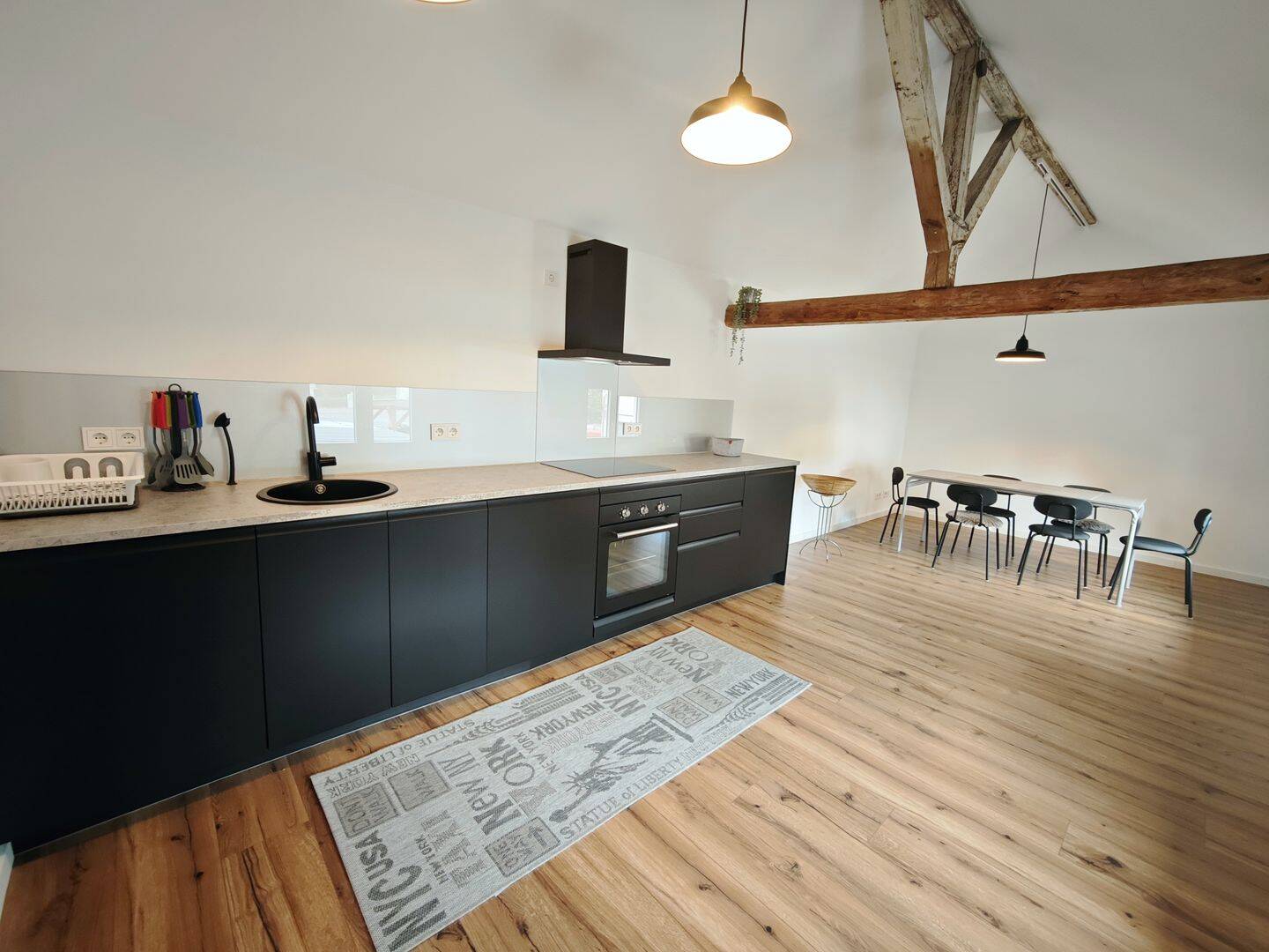 Teilmöblierte 2-ZKB Wohnung mit Balkon und Stellplatz, 66424 Homburg