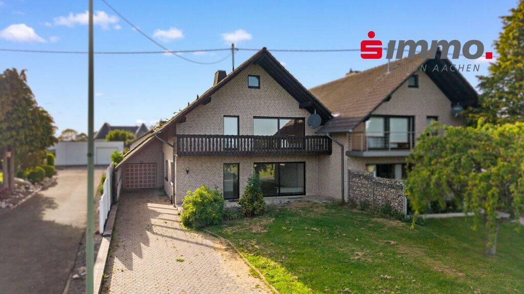 Moderne und bezugsfertige Doppelhaushälfte in ruhiger Seitenstraße in Nideggen-Schmidt, 52385 Nideggen