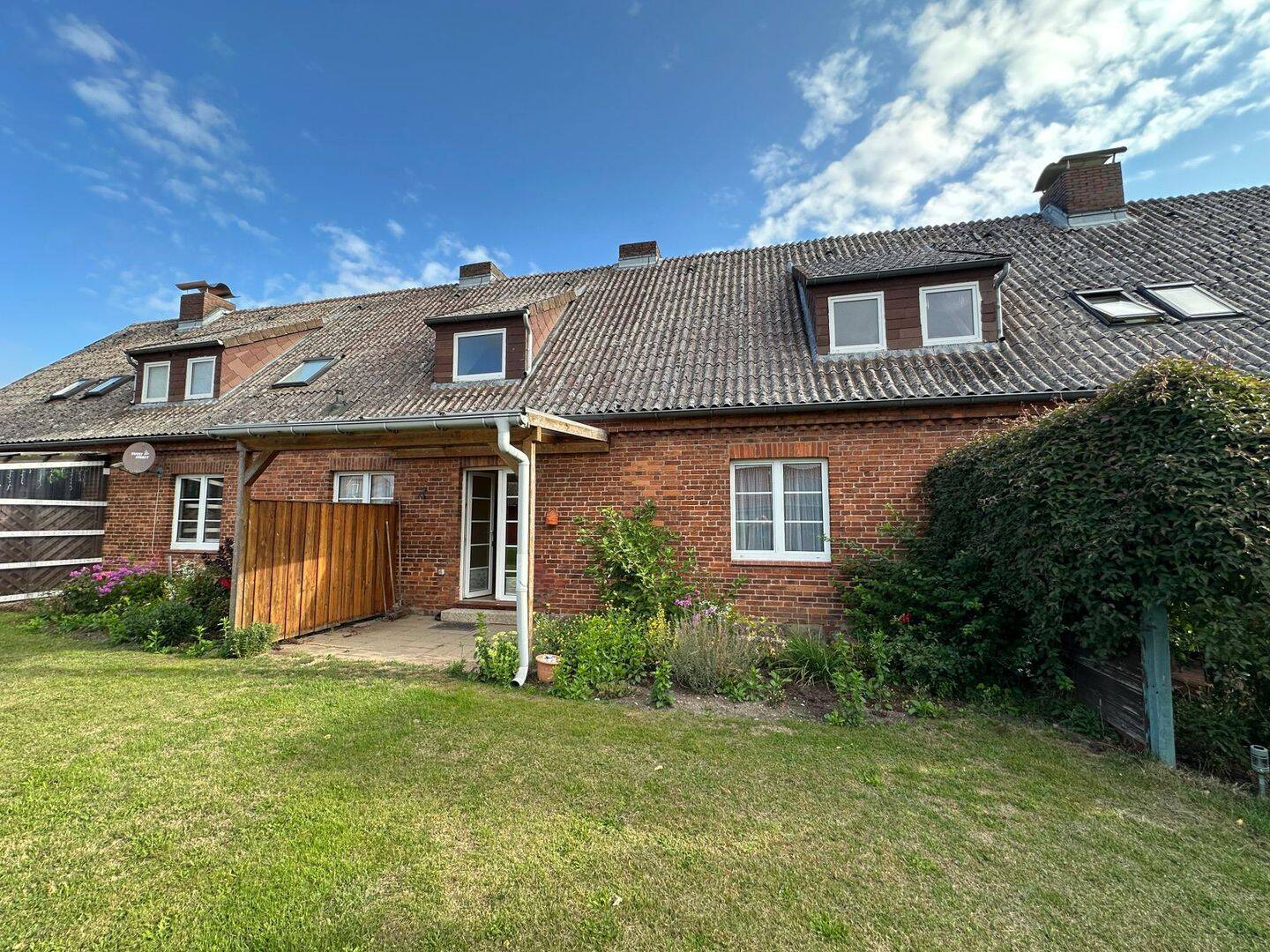 Solides Landarbeiterhaus in ruhiger Dorflage – Courtagefrei!, 23909 Mechow