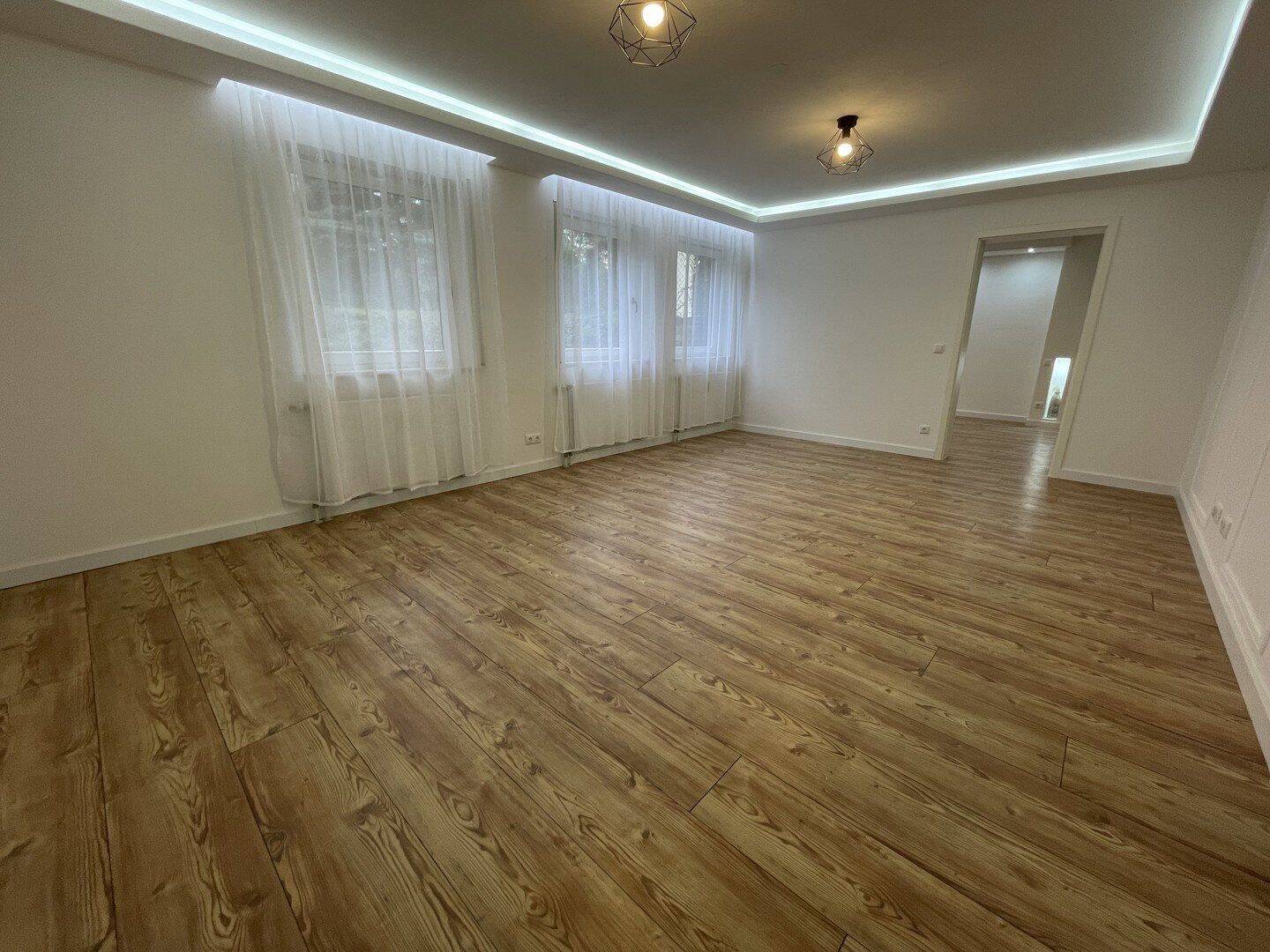 2 ZKB Souterrain-Wohnung in hervorragender Lage direkt am Siebentischwald, 86179 Augsburg (Haunstetten Siebenbrunn)