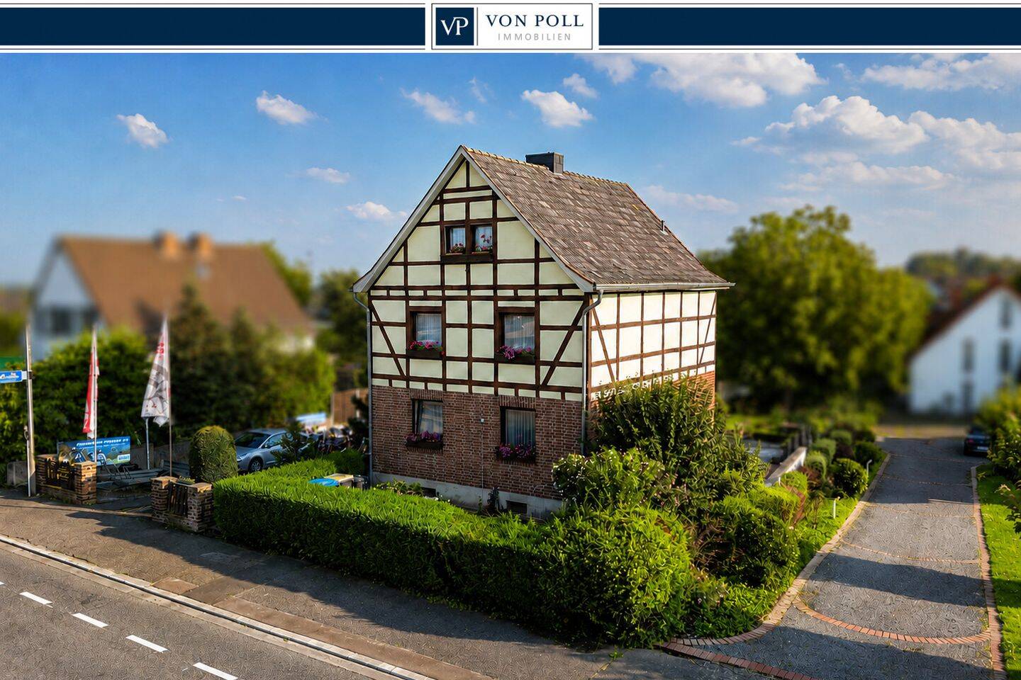 Großzügiges Einfamilienhaus mit Fachwerkcharme und Ausbaupotenzial in Kerpen-Buir, 50170 Kerpen