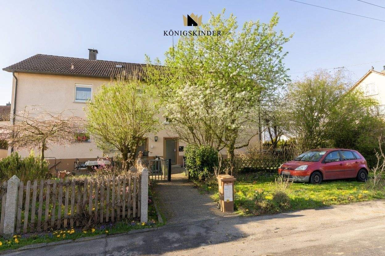 Zweifamilien-Doppelhaushälfte in ruhiger Lage mit flexiblen Nutzungsmöglichkeiten, 73614 Schorndorf