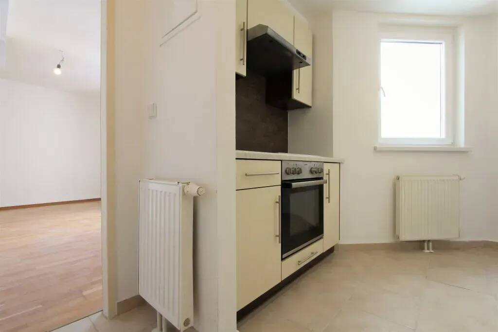 Sonnige 2 Zimmer Wohnung Keller Balkon Einbauküche, 74523 Schwäbisch Hall