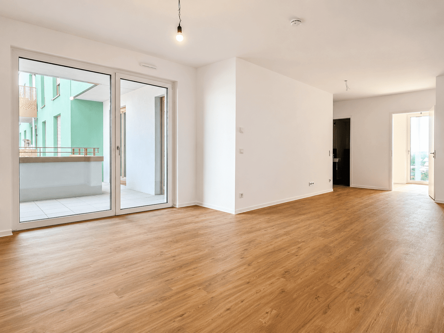 Traumaussicht! 3-Zimmer-Wohnung (Typ 9) mit Loggia, Ankleide, Gäste-WC und Keller, 50968 Köln (Rodenkirchen)