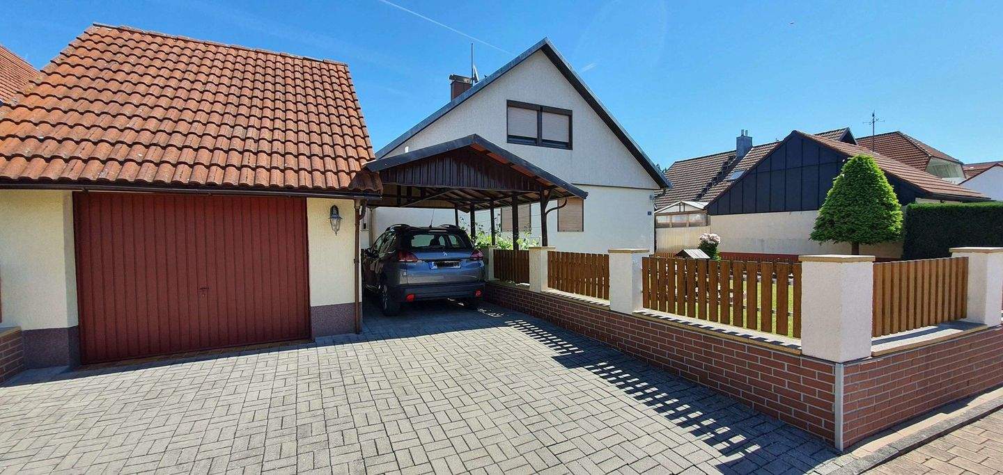 Freistehendes Wohnhaus mit traumhaftem Garten und Wintergarten nahe der Autobahn, 91637 Wörnitz