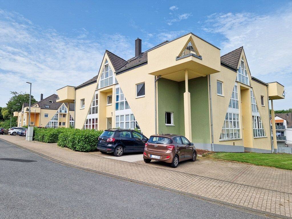 2 vermietete Eigentumswohnungen mit Tiefgaragen-Stellplätzen in Langerwehe Jüngersdorf, ruhige Lage, 52379 Langerwehe
