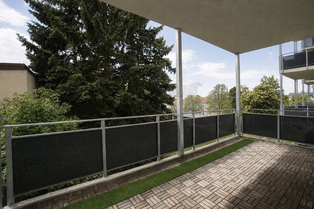 Helle, großzügige 3 Raum Wohnung mit XXL-Balkon und Tageslichtbad im Lutherviertel, 9126 Chemnitz (Altchemnitz Bernsdorf Gablenz Lutherviertel Sonnenberg)