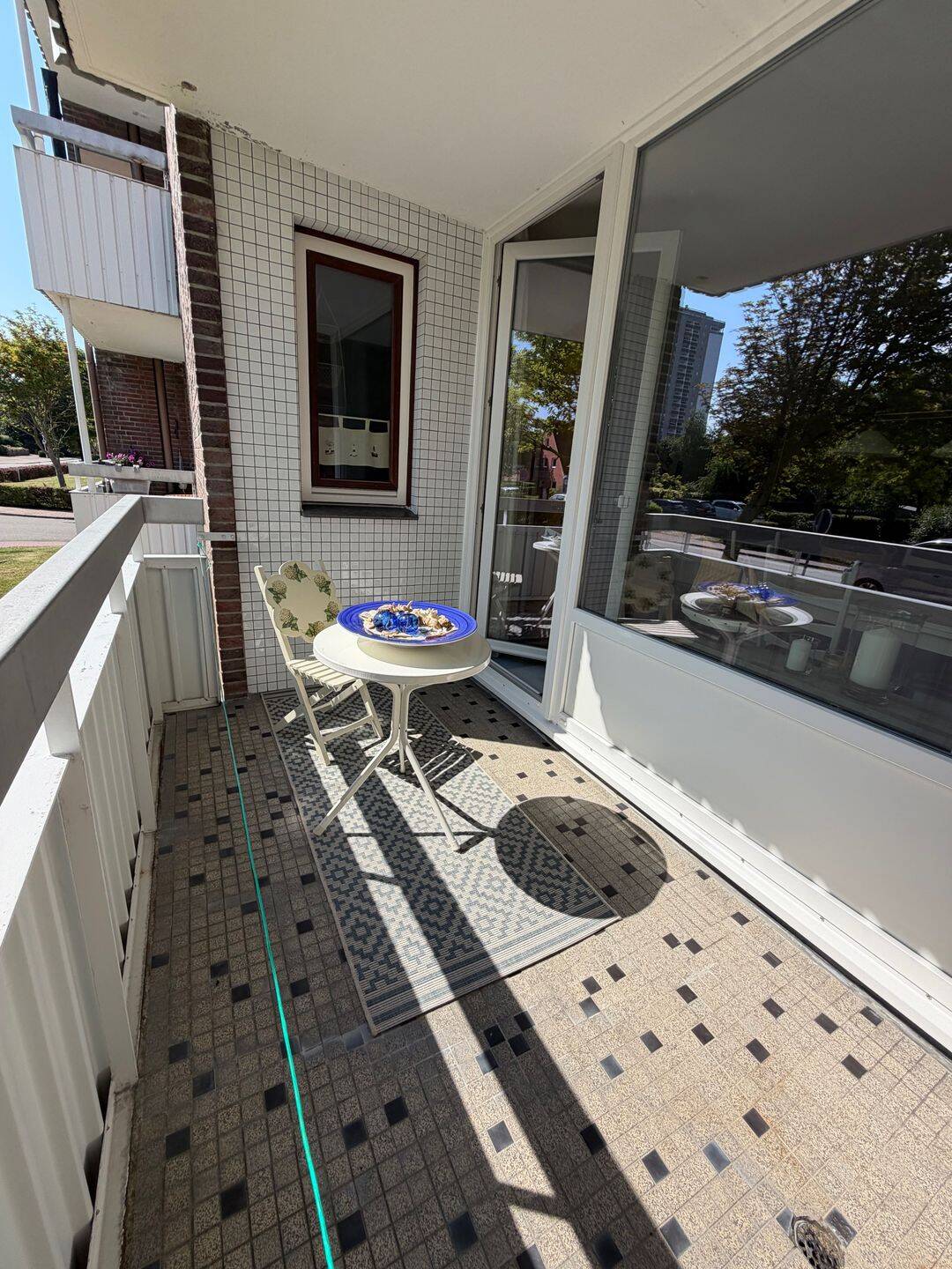 Sonnige 2-Zimmerwohnung strandnah im Hochparterre mit Balkon und Stellplatz aus Erstbesitz, 25761 Büsum