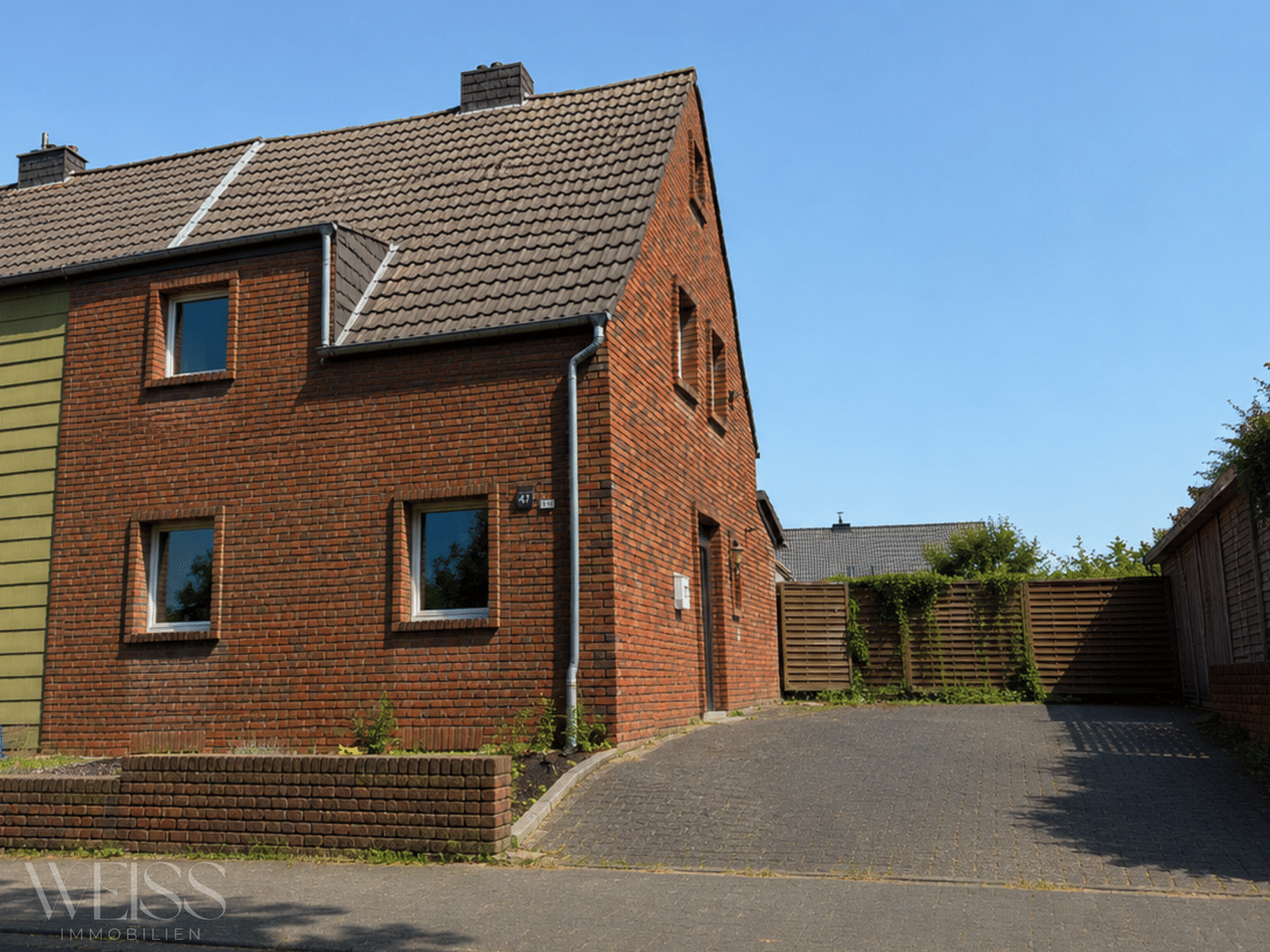 Bauland & Gartentraum: Sanierungsbedürftige Bestandsimmobilie, 50129 Bergheim