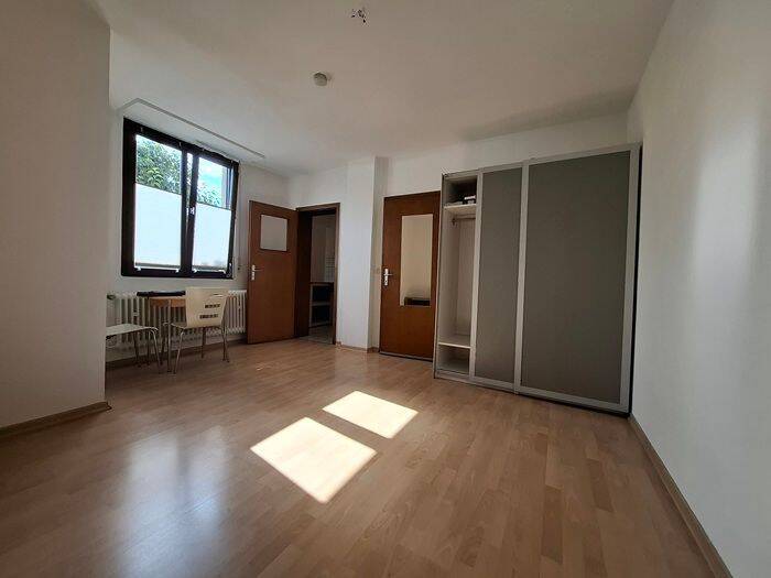 **Stadtnah und ruhig! Appartement mit separater Küche in fußläufiger Entfernung zur Beueler City**, 53225 Bonn (Beuel Geislar Schwarzrheindorf Vilich Vilich-Rheindorf)