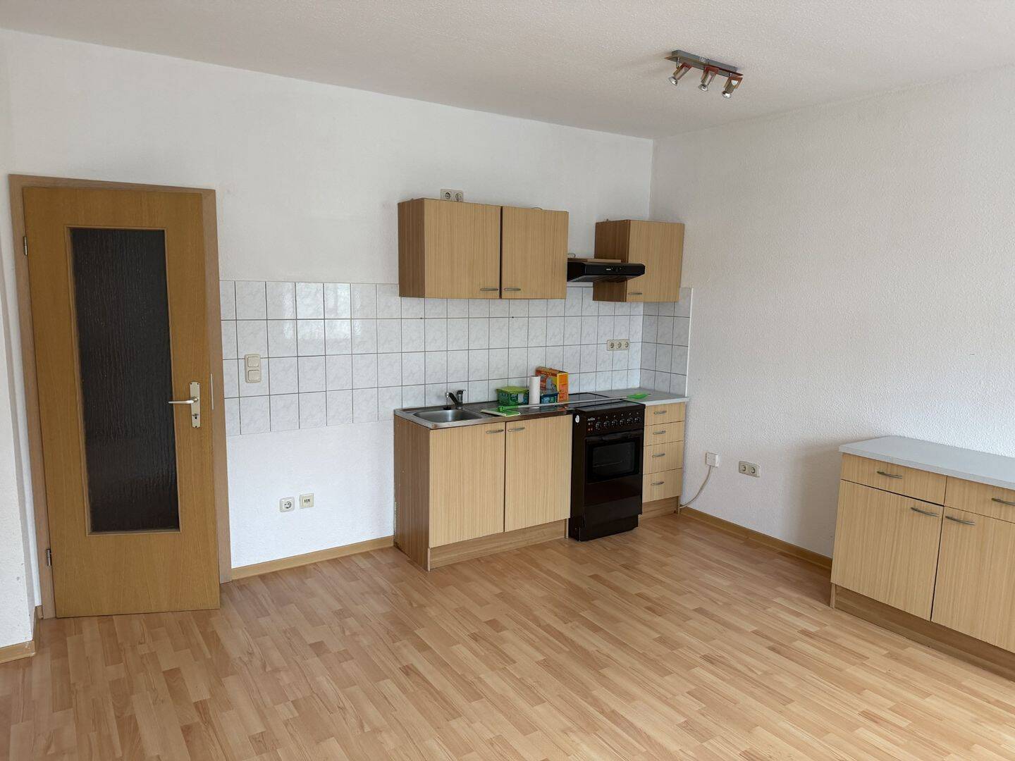 Ruhige 1-Zimmer-Apartment in Schmölln – Ideal für Singles, 4626 Schmölln