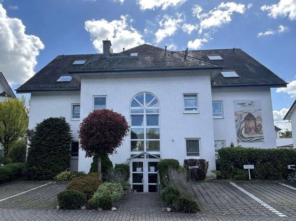 Top-gepflegte 2-Zimmer-DG-Galeriewohnung mit Balkon in Oestrich-Winkel!, 65375 Oestrich-Winkel