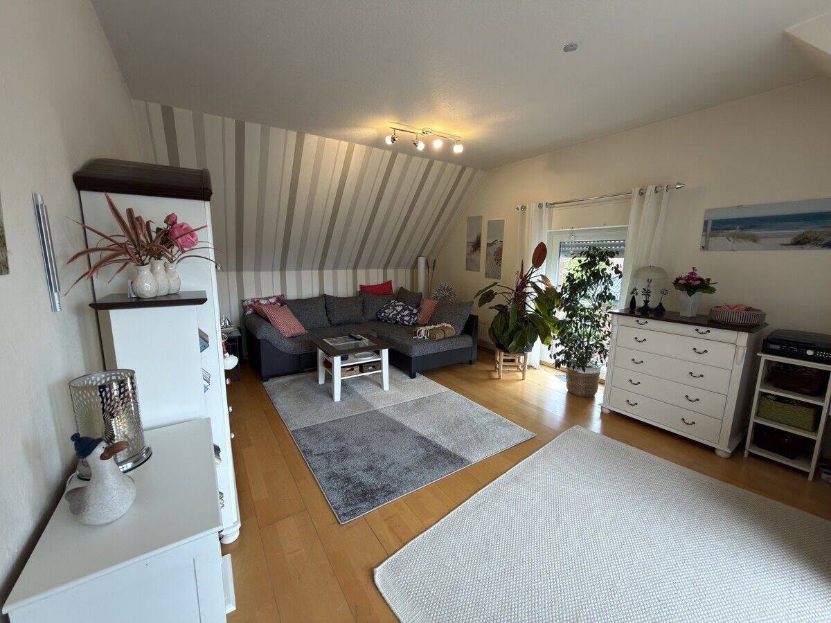 Gemütliche Dachgeschosswohnung mit Balkon und Terrasse, 48346 Ostbevern
